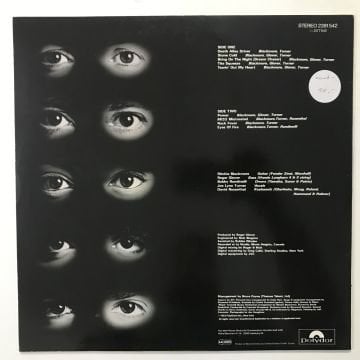 Rainbow – Straight Between The Eyes