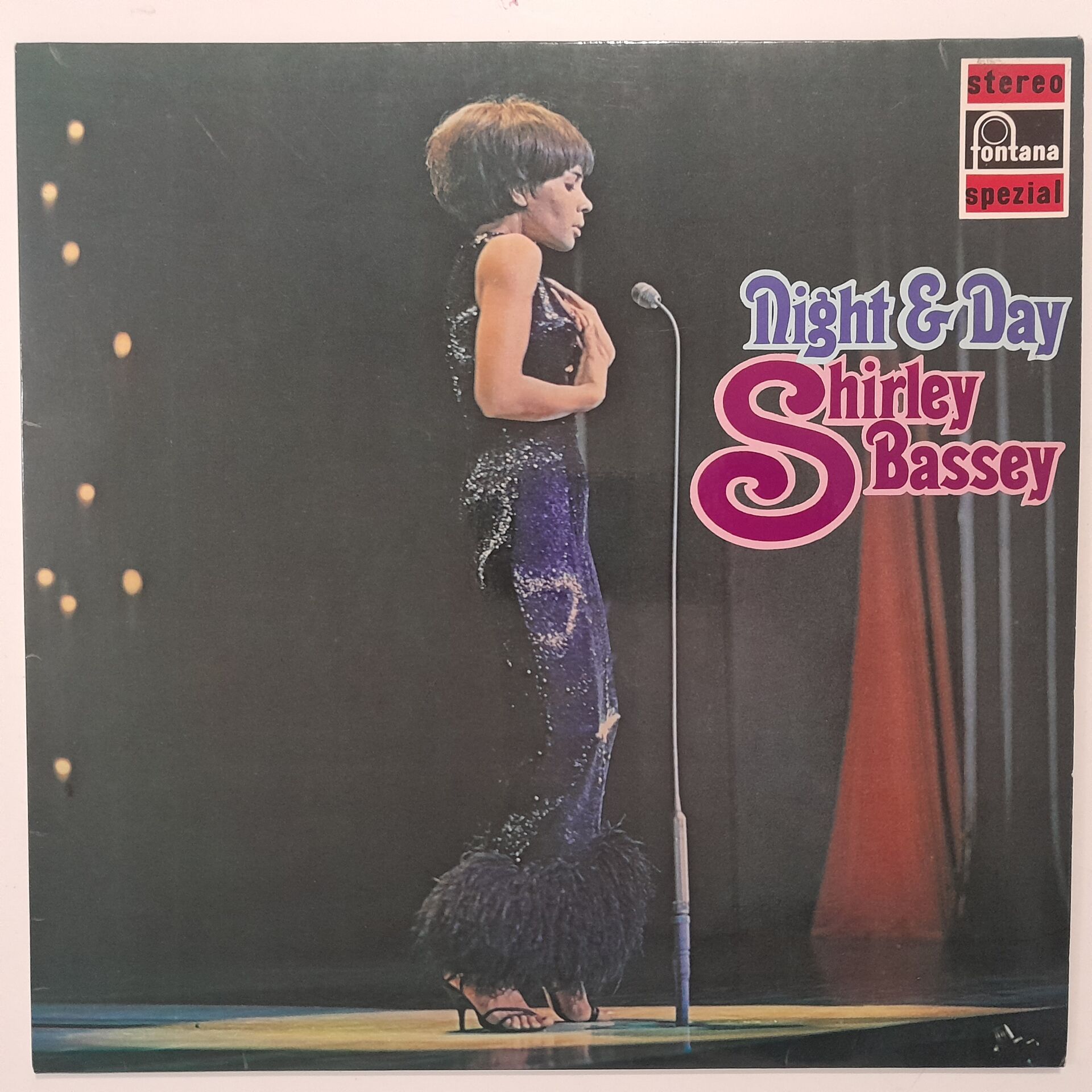Shirley Bassey – Night & Day