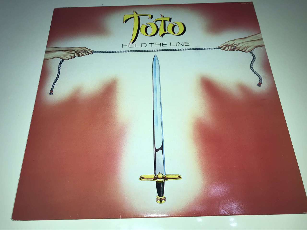 Toto ‎– Hold The Line