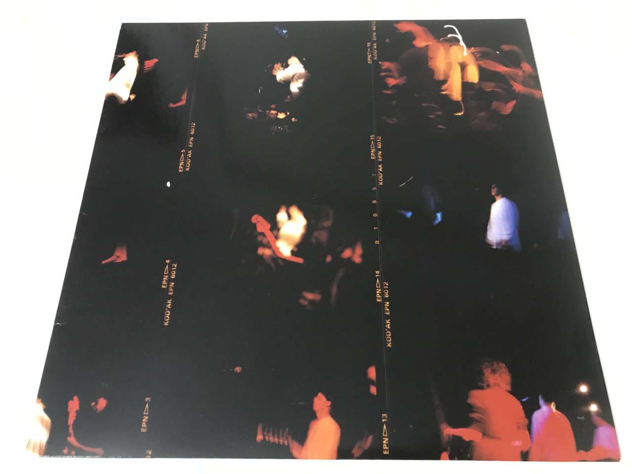 Minimal Compact – Live