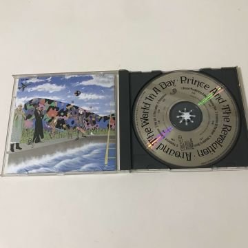 Prince And The Revolution – Around The World In A Day