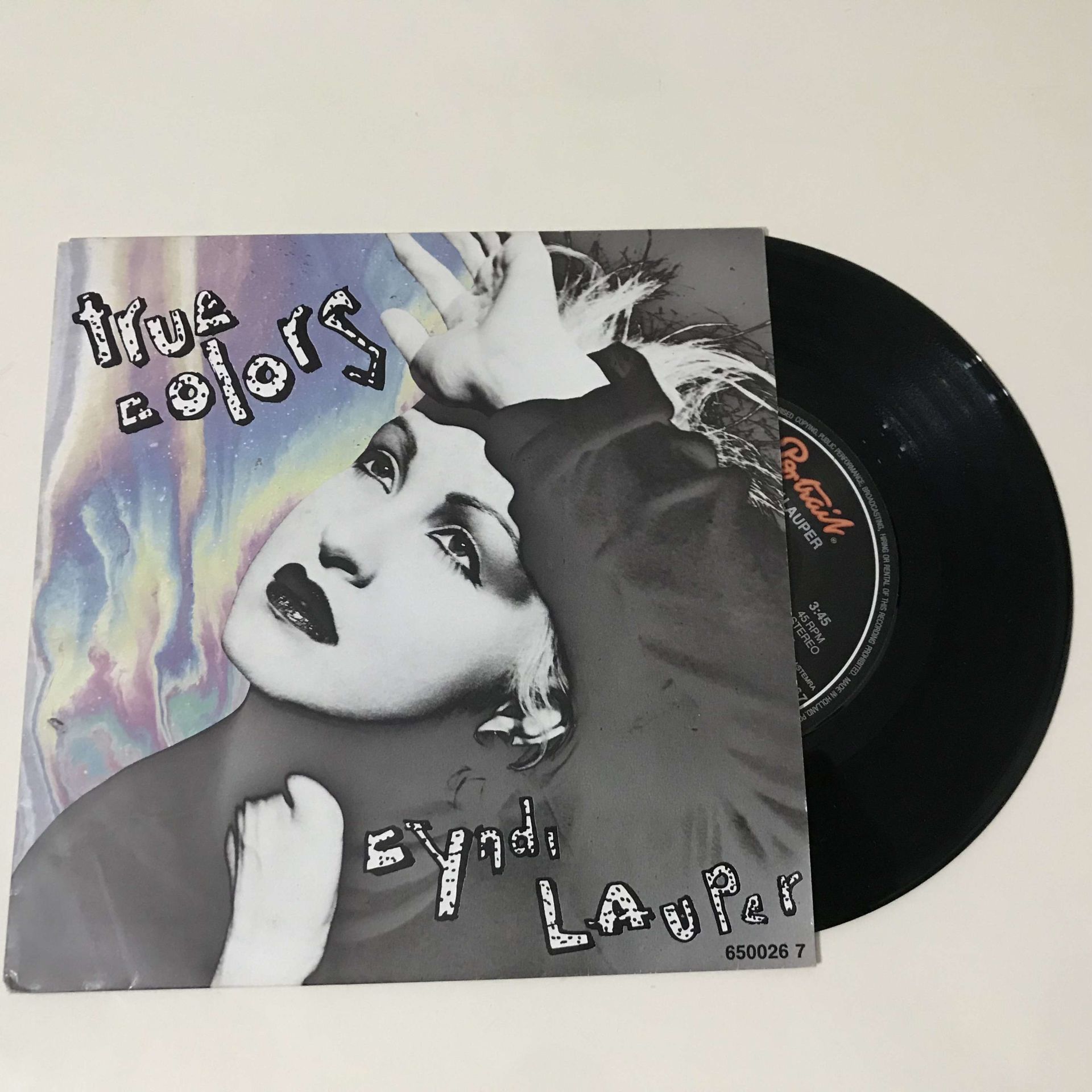 Cyndi Lauper – True Colors