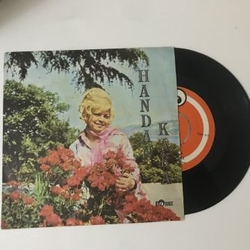 Handan Kara – Sonbahar Rüzgarları / Beni Bırakma