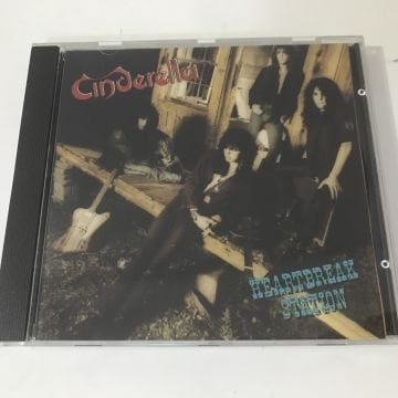Cinderella  – Heartbreak Station