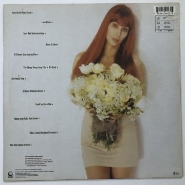 Cher – Love Hurts
