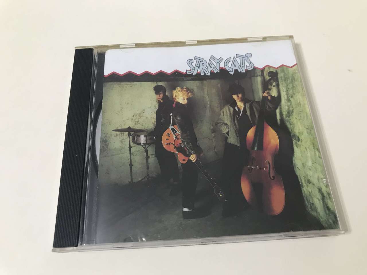 Stray Cats – Stray Cats