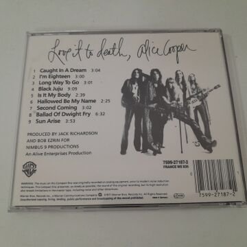 Alice Cooper – Love It To Death