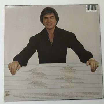Engelbert – This Moment In Time