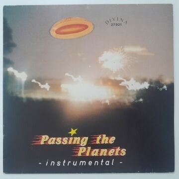 Intonation – Passing The Planets (Instrumental)