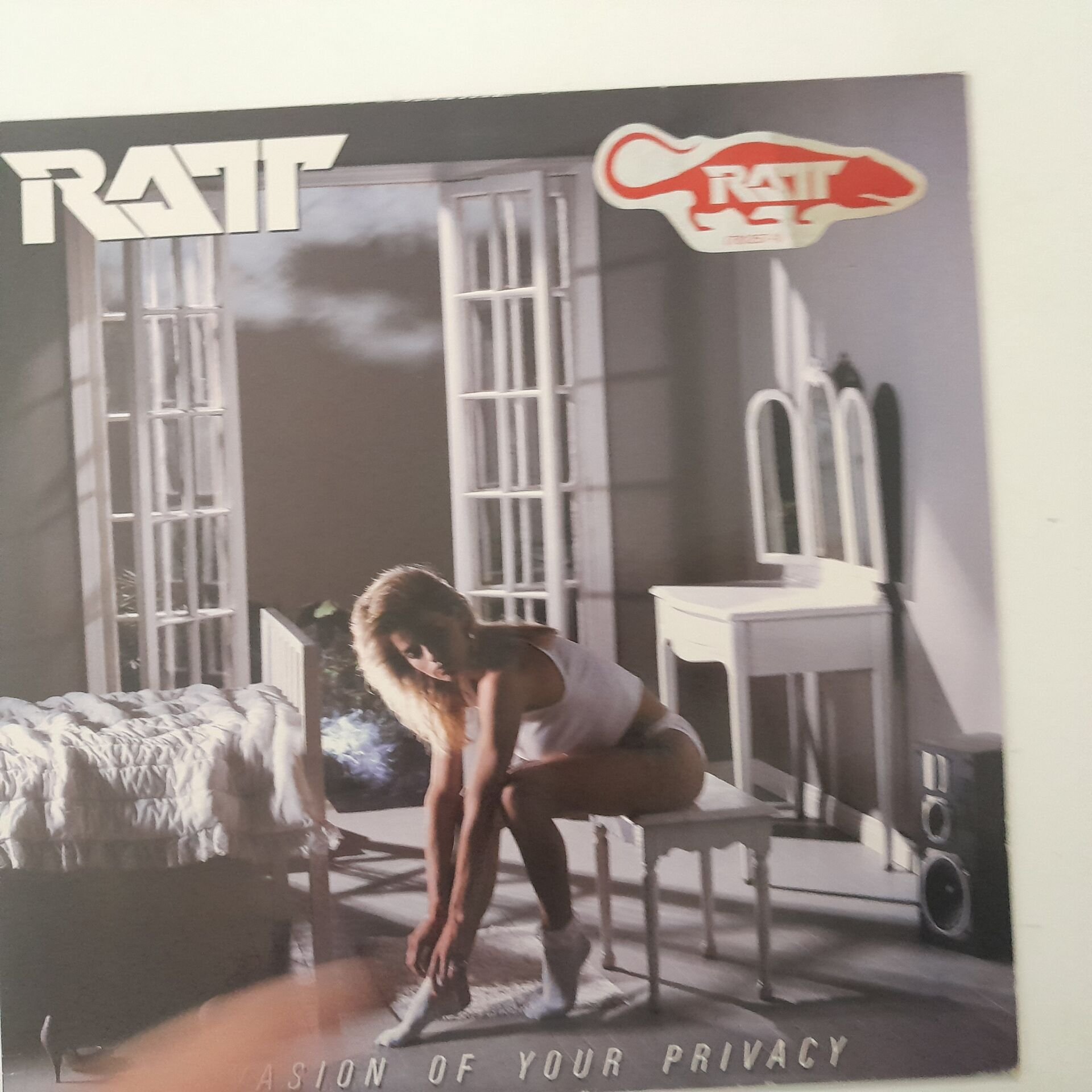 Ratt – Invasion Of Your Privacy