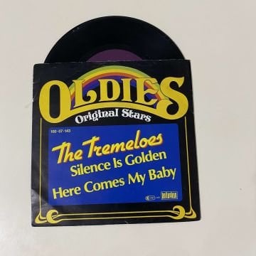 The Tremeloes – Silence Is Golden / Here Comes My Baby