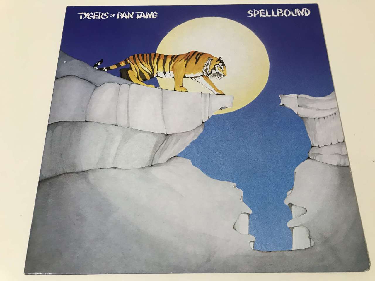 Tygers Of Pan Tang – Spellbound