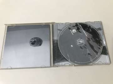 a-ha – How Can I Sleep With Your Voice In My Head