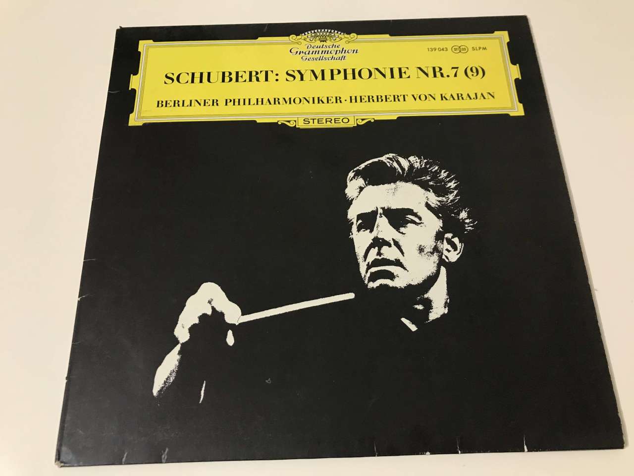 Schubert - Berliner Philharmoniker • Herbert von Karajan – Symphonie No. 9