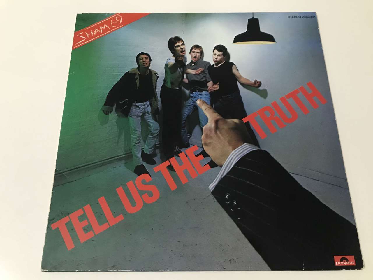 Sham 69 – Tell Us The Truth