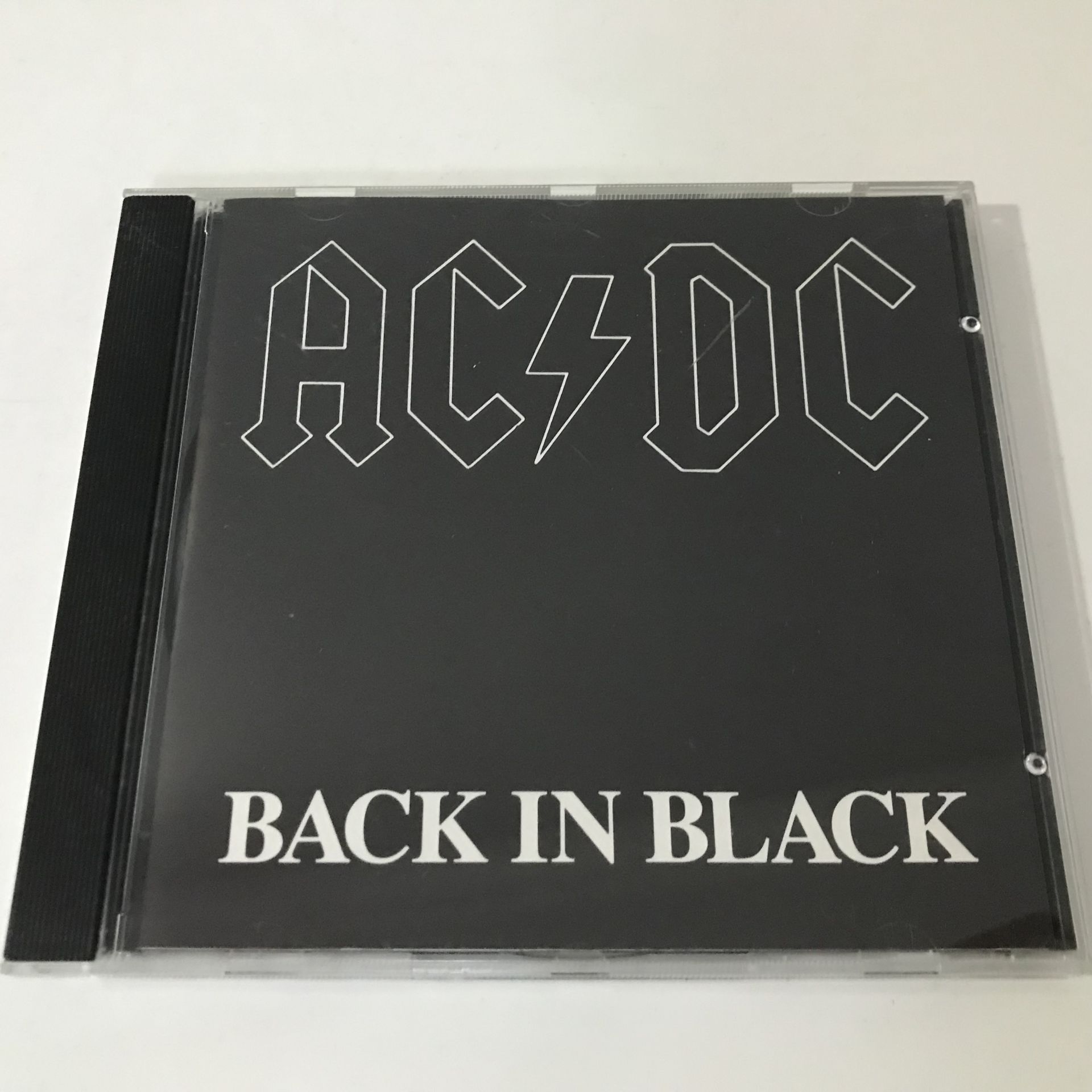 AC/DC – Back In Black
