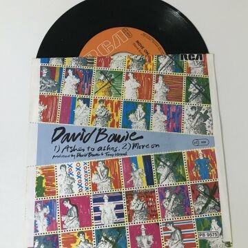 David Bowie – Ashes To Ashes