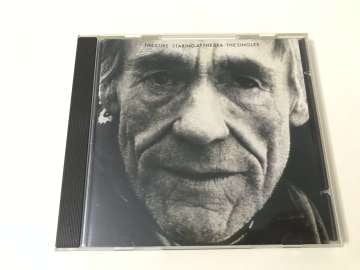The Cure – Staring At The Sea • The Singles