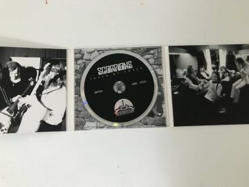 Scorpions – Taken By Force