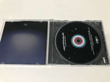 Jamiroquai – Travelling Without Moving