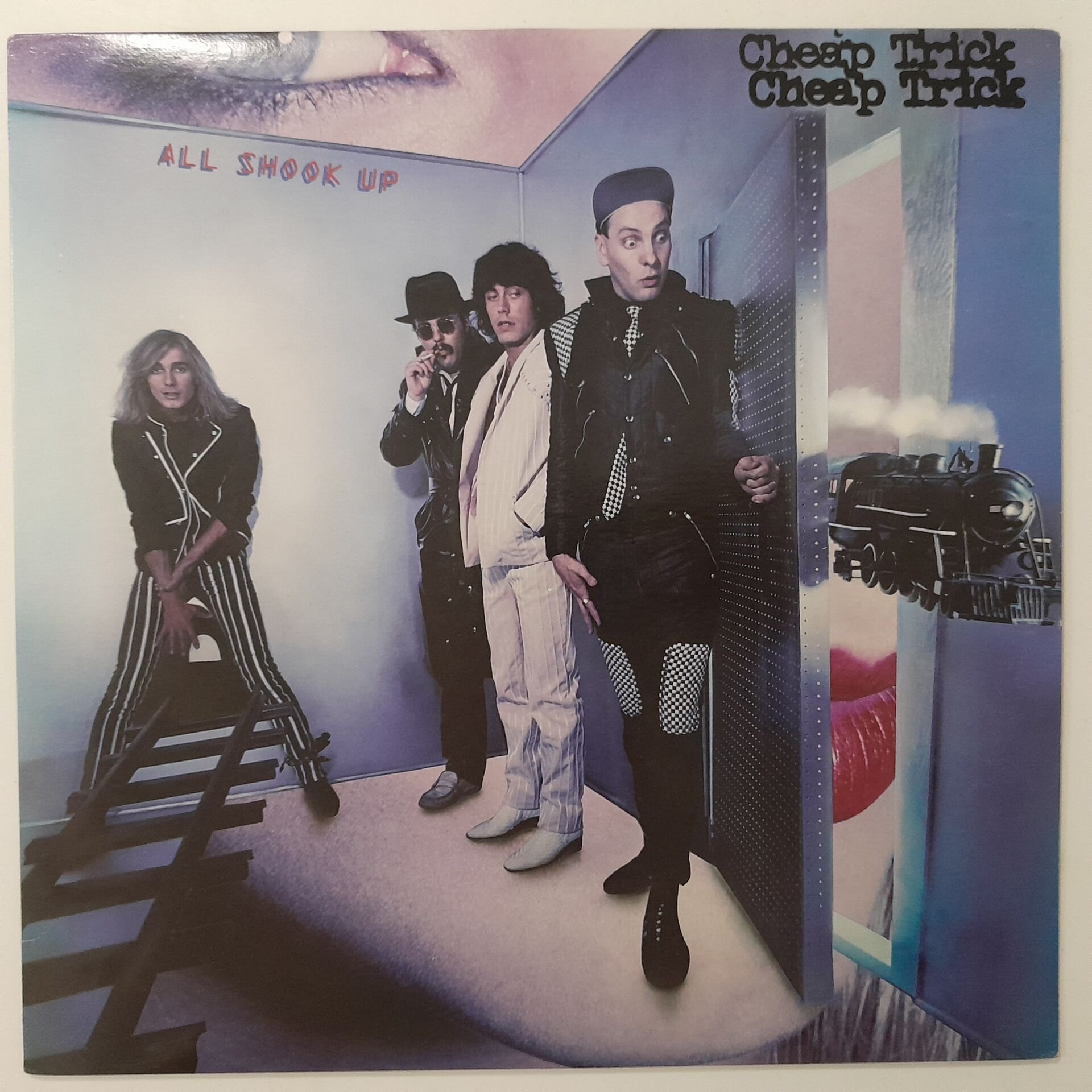 Cheap Trick – All Shook Up