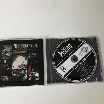 Hällas – Conundrum