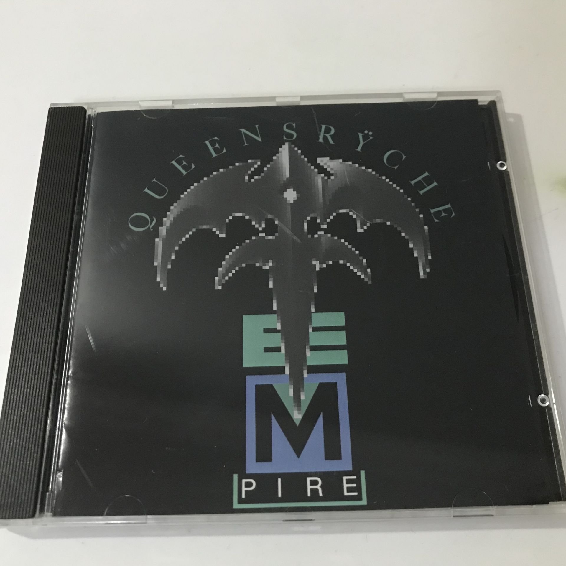 Queensrÿche – Empire
