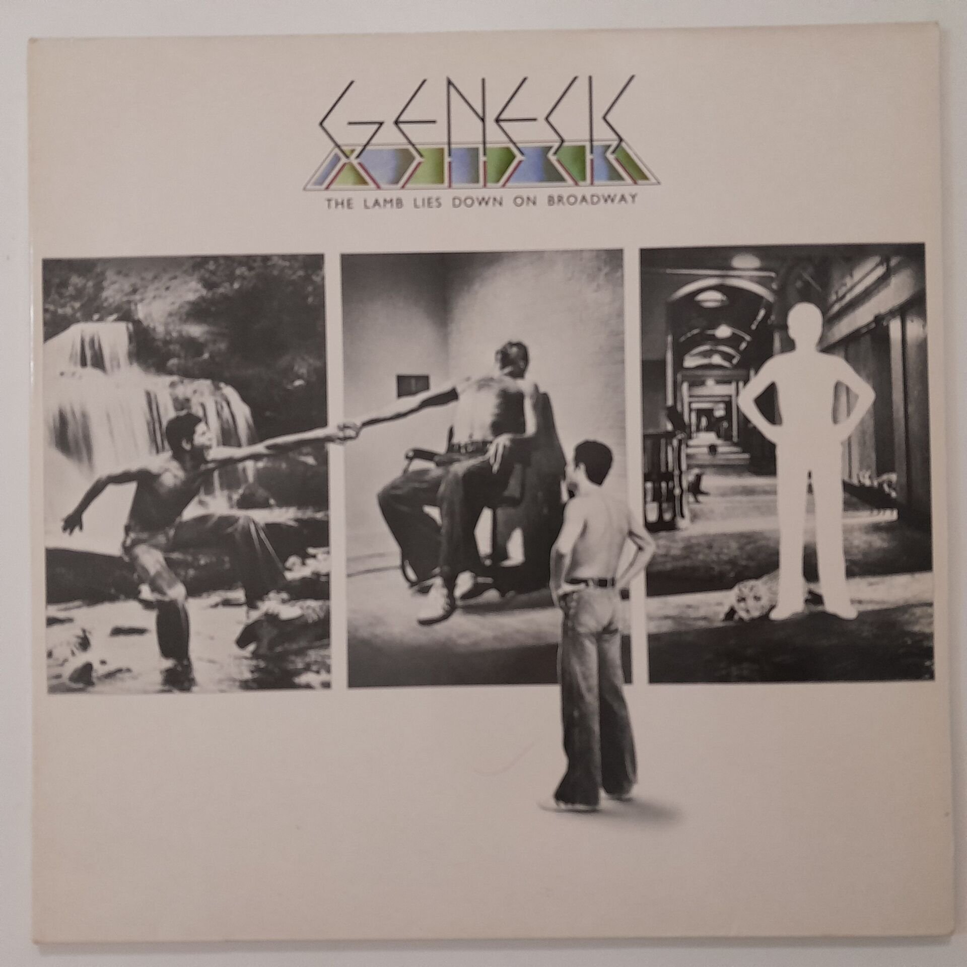 Genesis ‎– The Lamb Lies Down On Broadway 2 LP