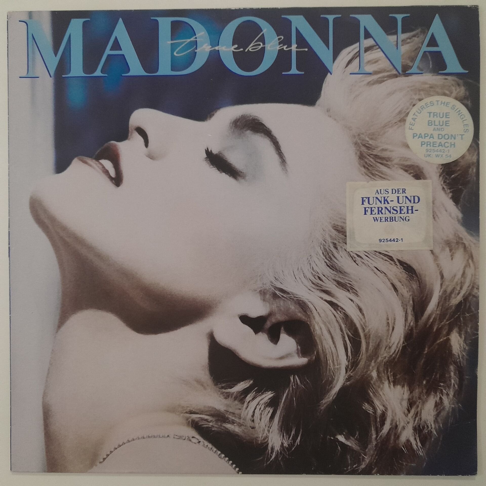 Madonna – True Blue