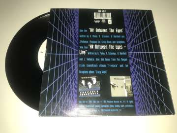Scorpions ‎– Hit Between The Eyes