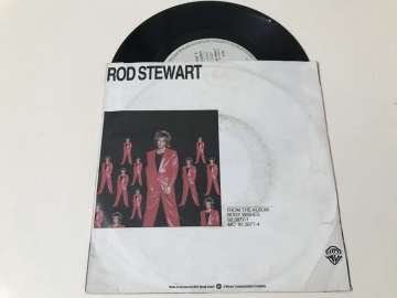 Rod Stewart – What Am I Gonna Do (I'm So In Love With You)
