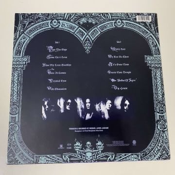 L.A. Guns – Hollywood Vampires