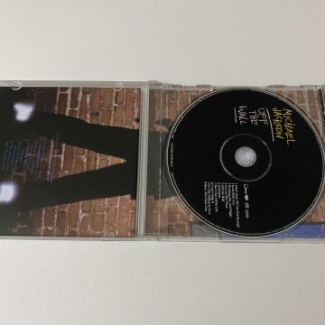 Michael Jackson – Off The Wall