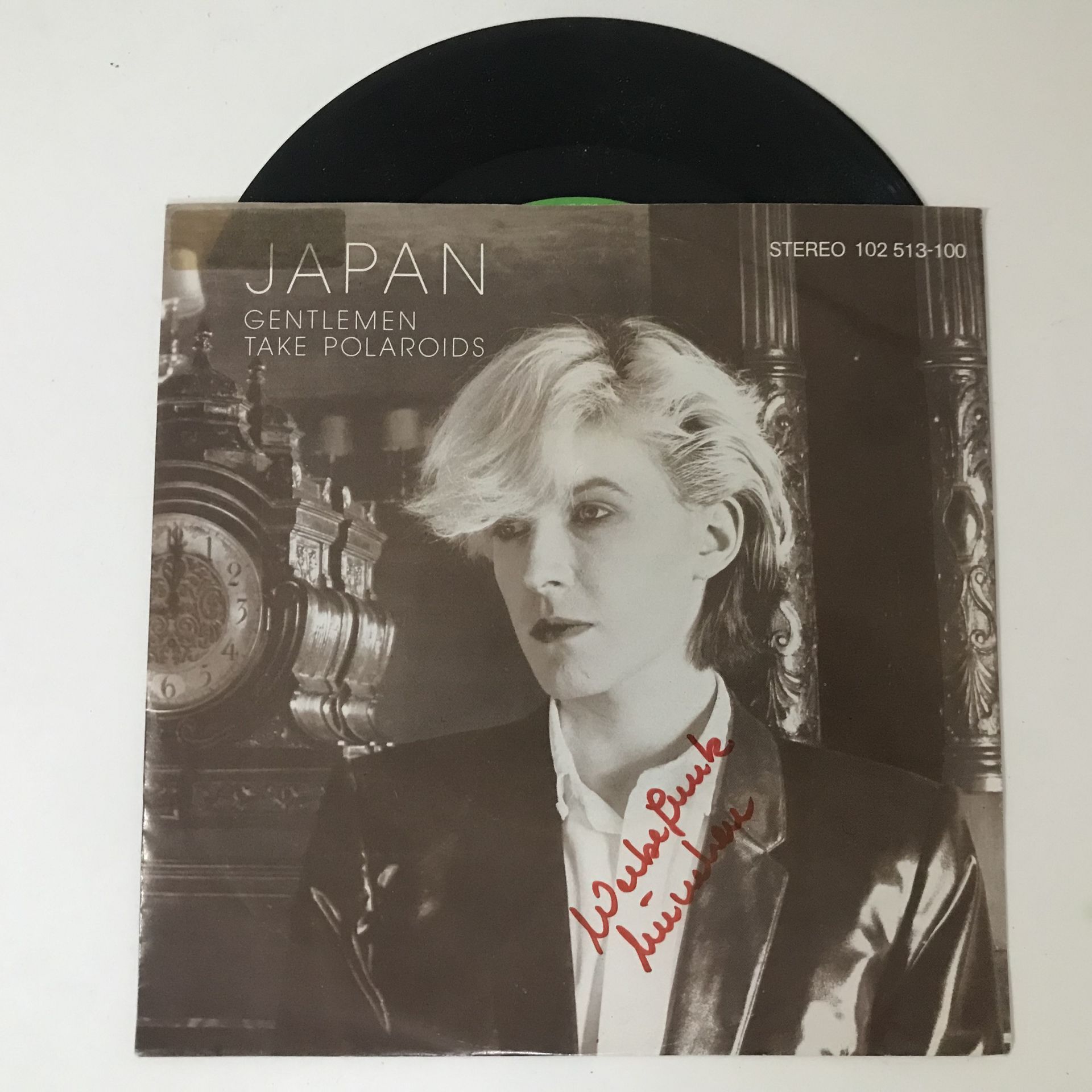 Japan – Gentlemen Take Polaroids