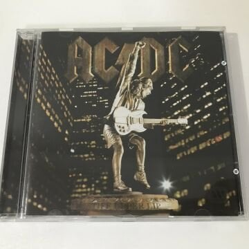 AC/DC – Stiff Upper Lip