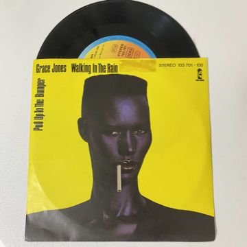 Grace Jones – Walking In The Rain / Pull Up To The Bumper