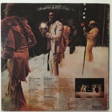 The Isley Brothers – The Heat Is On