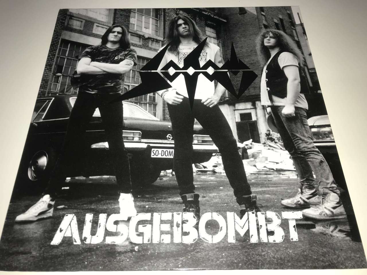 Sodom ‎– Ausgebombt