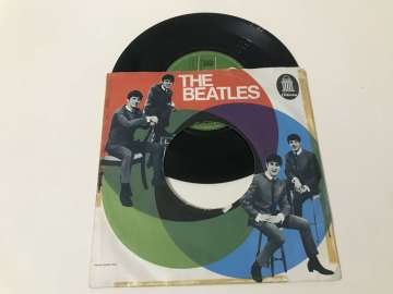 The Beatles – Do You Want To Know A Secret