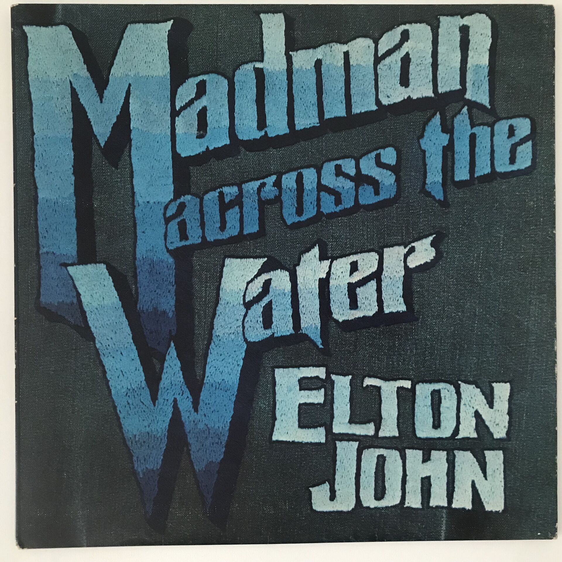 Elton John – Madman Across The Water
