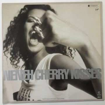 Neneh Cherry – Kisses On The Wind (Remix)