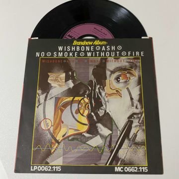 Wishbone Ash – You See Red