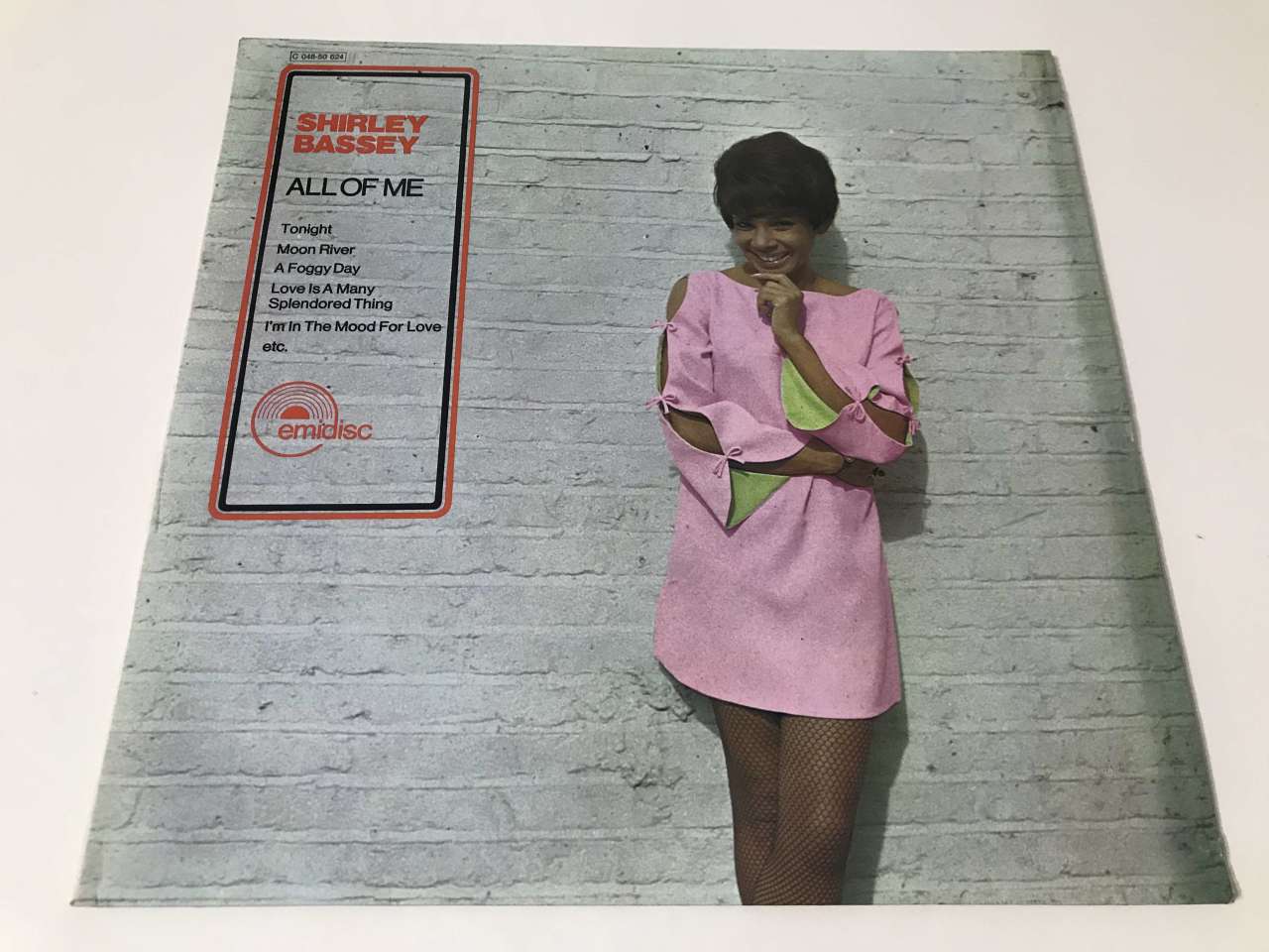 Shirley Bassey – All Of Me