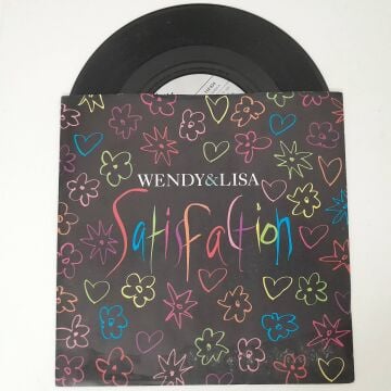Wendy & Lisa – Satisfaction