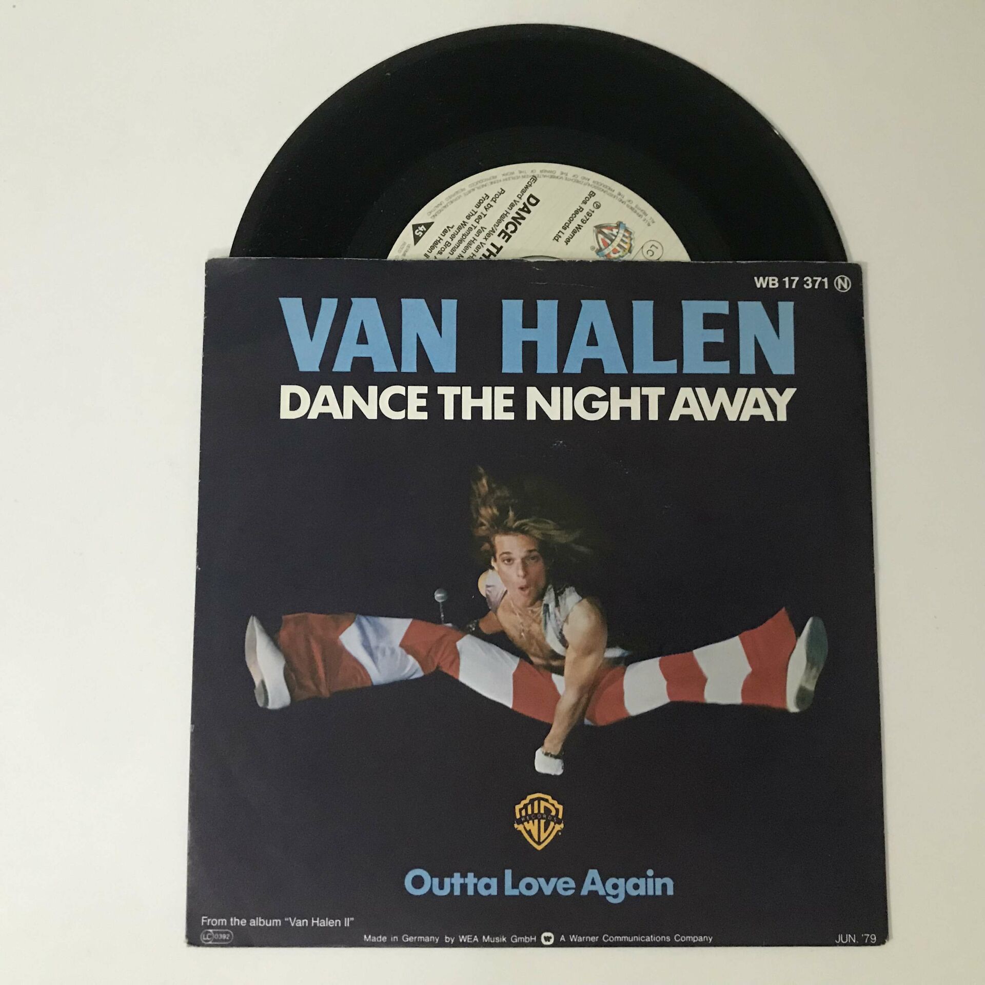 Van Halen – Dance The Night Away