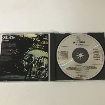 Skid Row  Feat. Gary Moore – 34 Hours