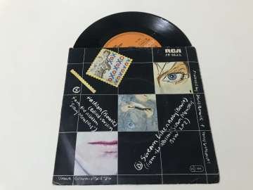 David Bowie – Fashion