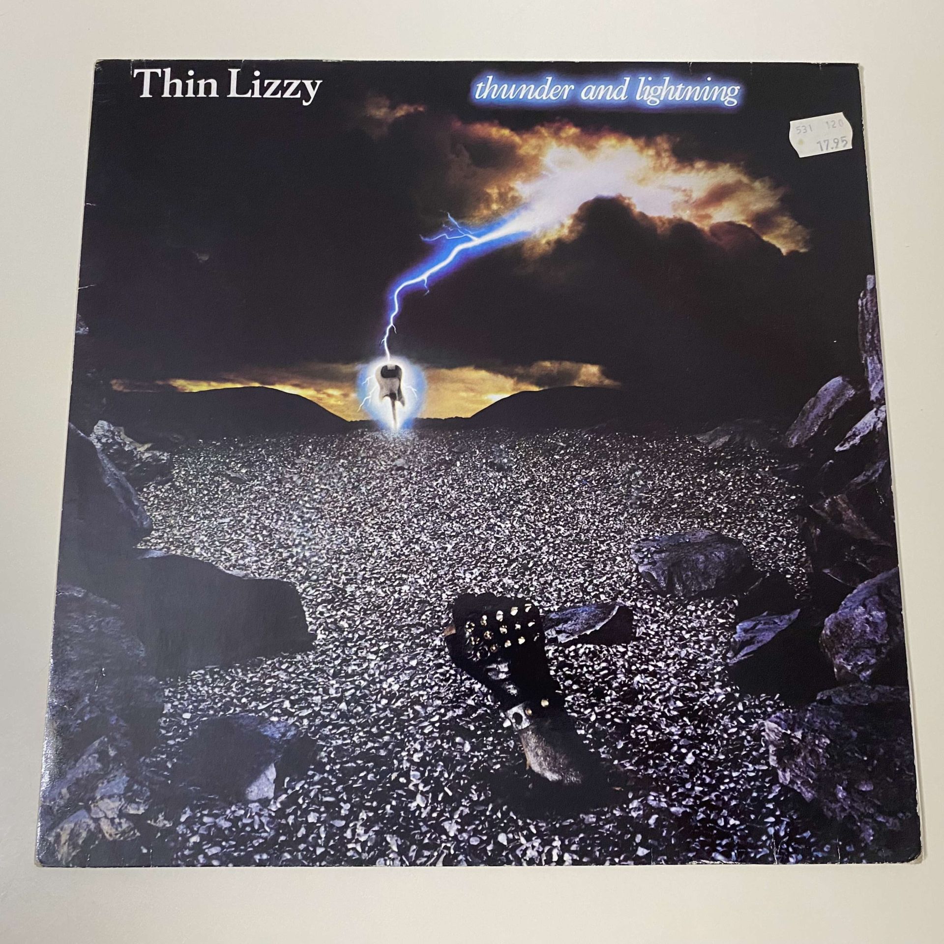 Thin Lizzy – Thunder And Lightning
