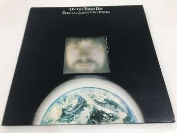 Electric Light Orchestra ‎– On the Third Day