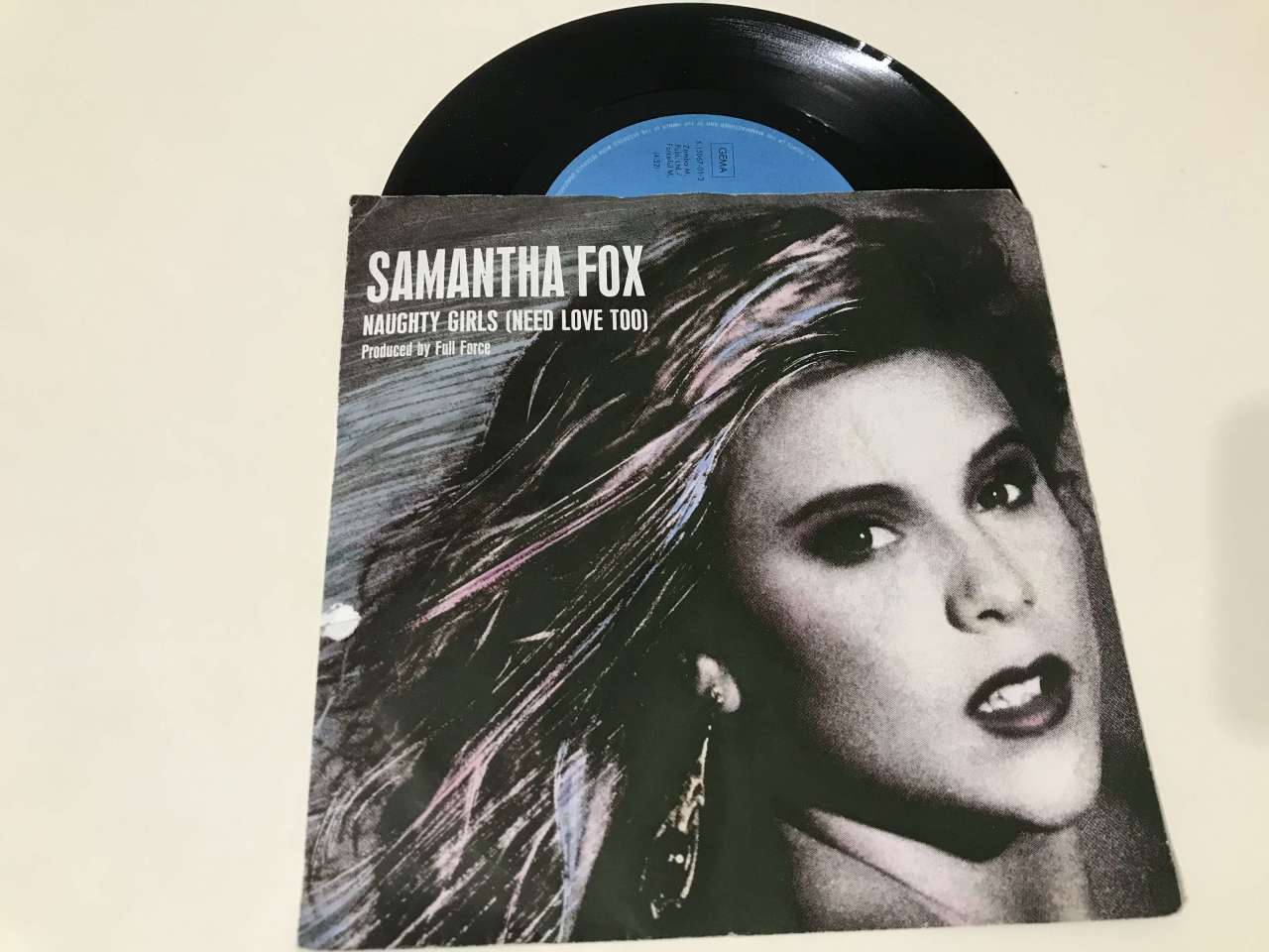 Samantha Fox – Naughty Girls (Need Love Too)